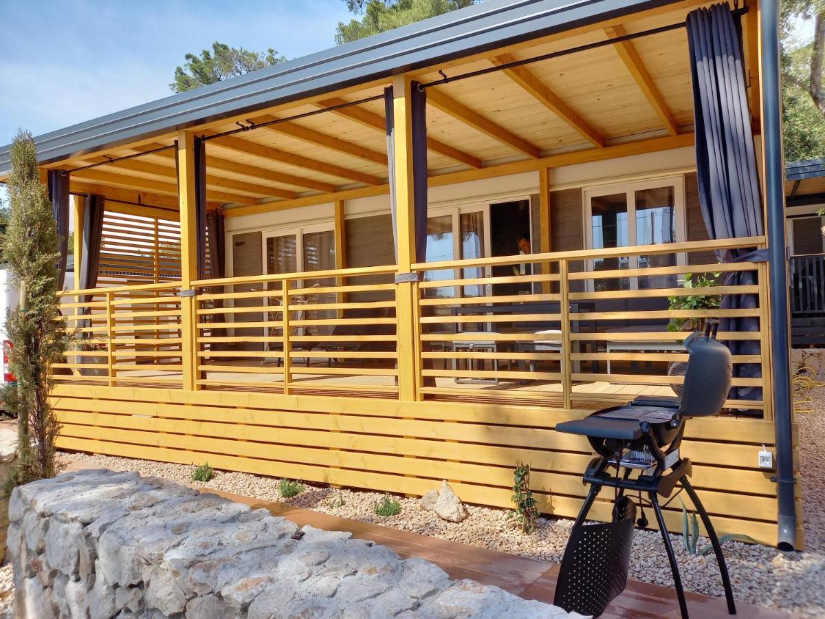 Mobile Home Agava Biograd Na Moru Buitenkant foto