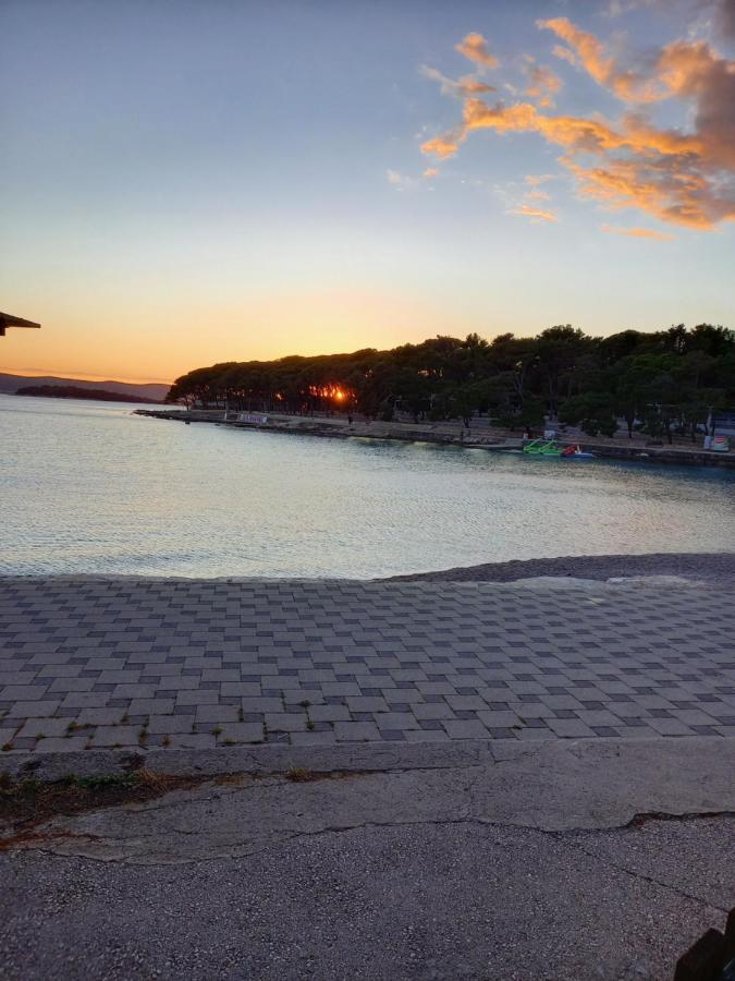 Mobile Home Agava Biograd Na Moru Buitenkant foto